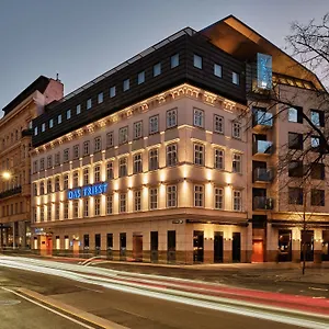 Radisson Blu Triest Hotel, וינה