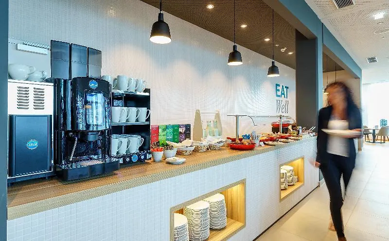 Clarion Hotel Vienna South 4*,  אוסטריה